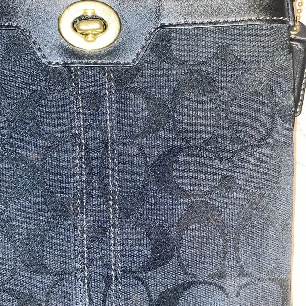 Coach Crossbody Bag, GUC, Gold Hardware